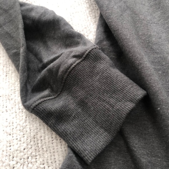 Grey Kismet X-Large top with embellishments on the long sleeves. New or like new - Picture 2 of 5